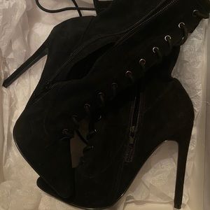 Steve Madden Satisfied Black Suede Bootie